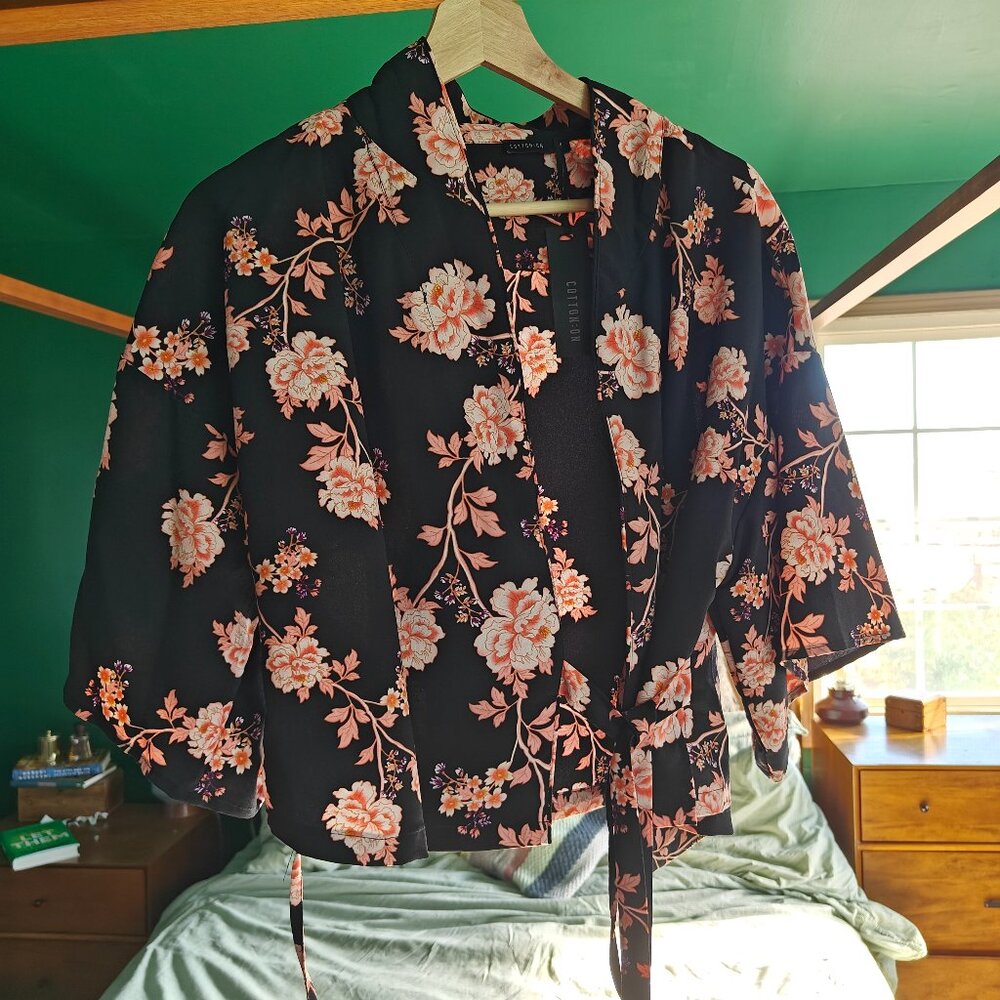 Cotton On Black Floral Wrap Kimono Blouse – Size S